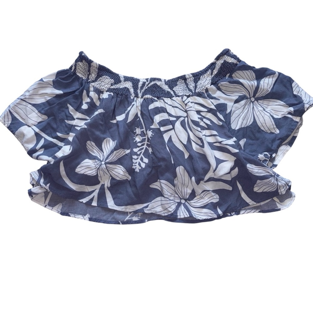 Floral Off-Shoulder Crop Top in Navy and White